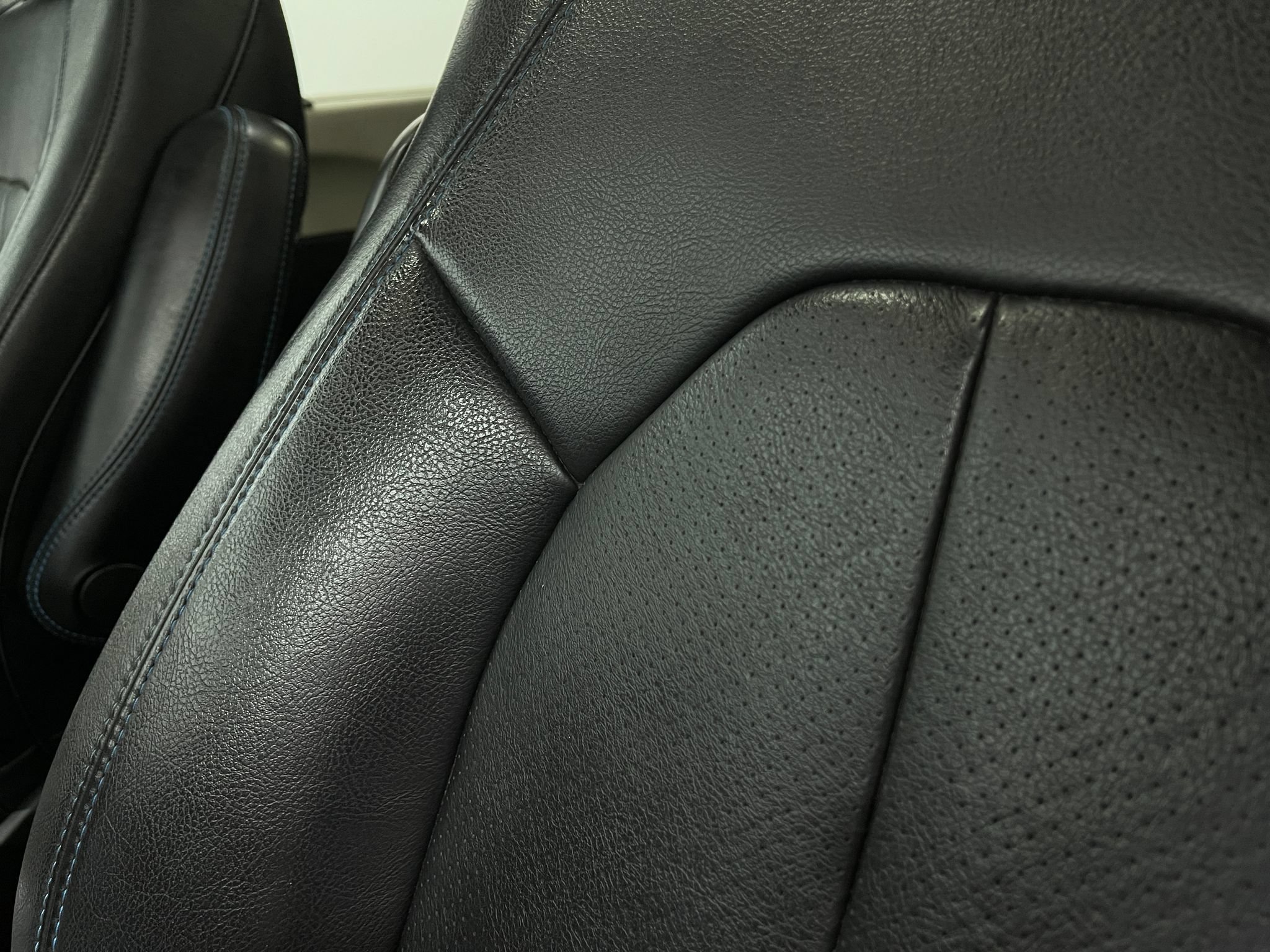 Used 2019 Chrysler Pacifica Limited FWD image 17