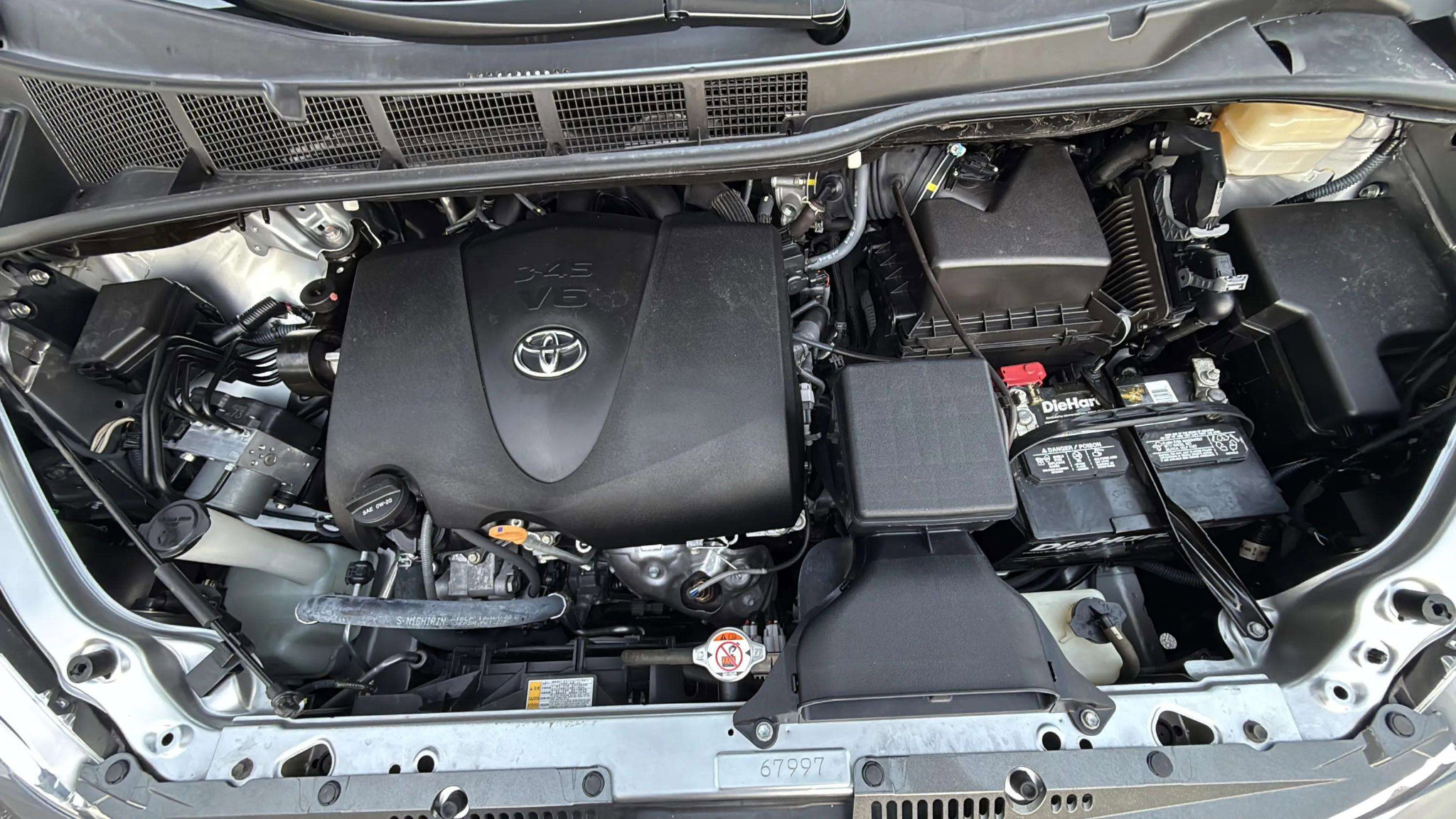 Used 2018 Toyota Sienna XLE image 13