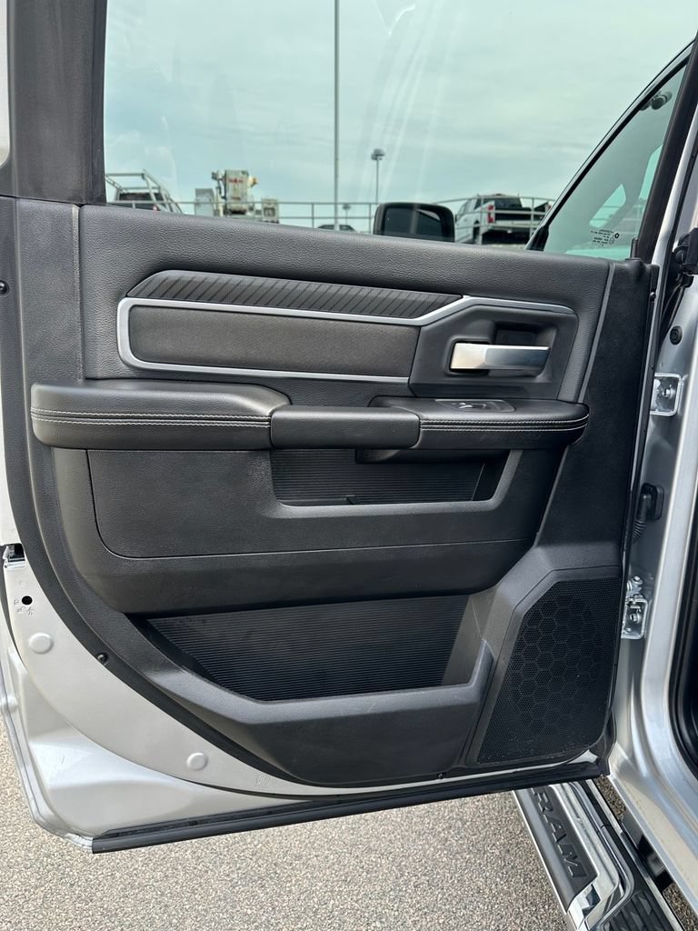 Used 2026 RAM 2500 Big Horn AWD/4WD image 24