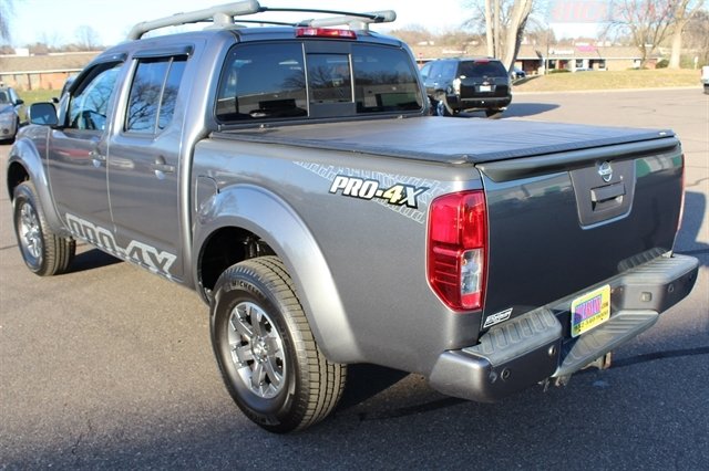 Used 2020 Nissan Frontier PRO-4X w/ Pro-4x Utility Package image 31