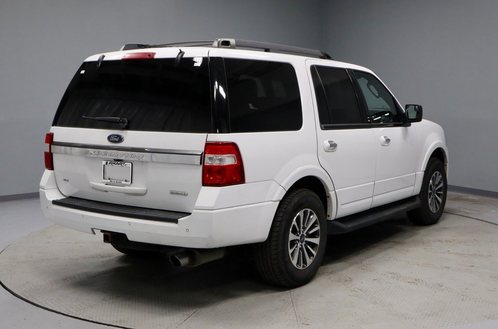 Used 2017 Ford Expedition XLT image 10