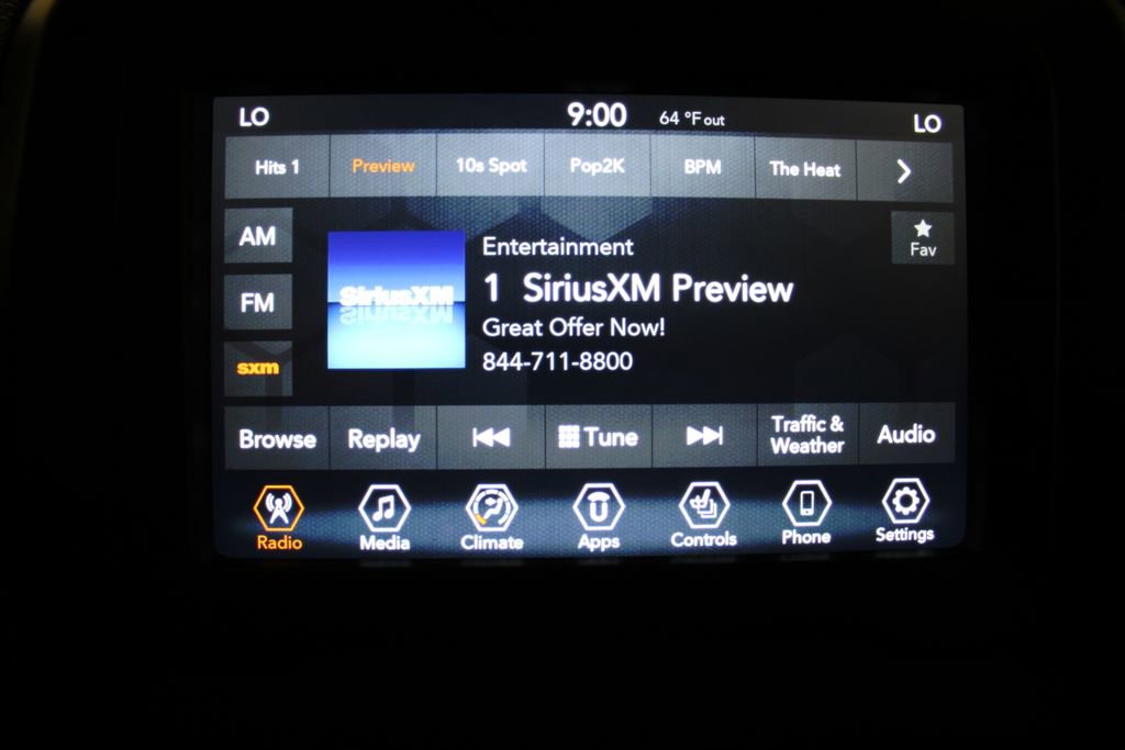 Used 2020 Jeep Renegade Latitude w/ Cold Weather Group image 15