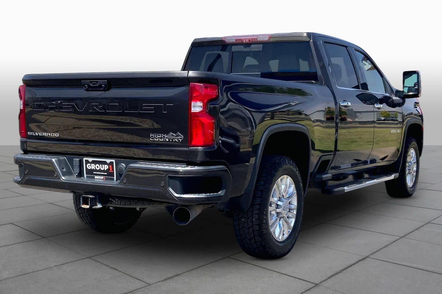 Used 2020 Chevrolet Silverado 2500 High Country w/ Z71 Off-Road Package image 13
