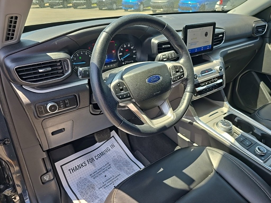Used 2023 Ford Explorer XLT w/ Equipment Group 202A image 16
