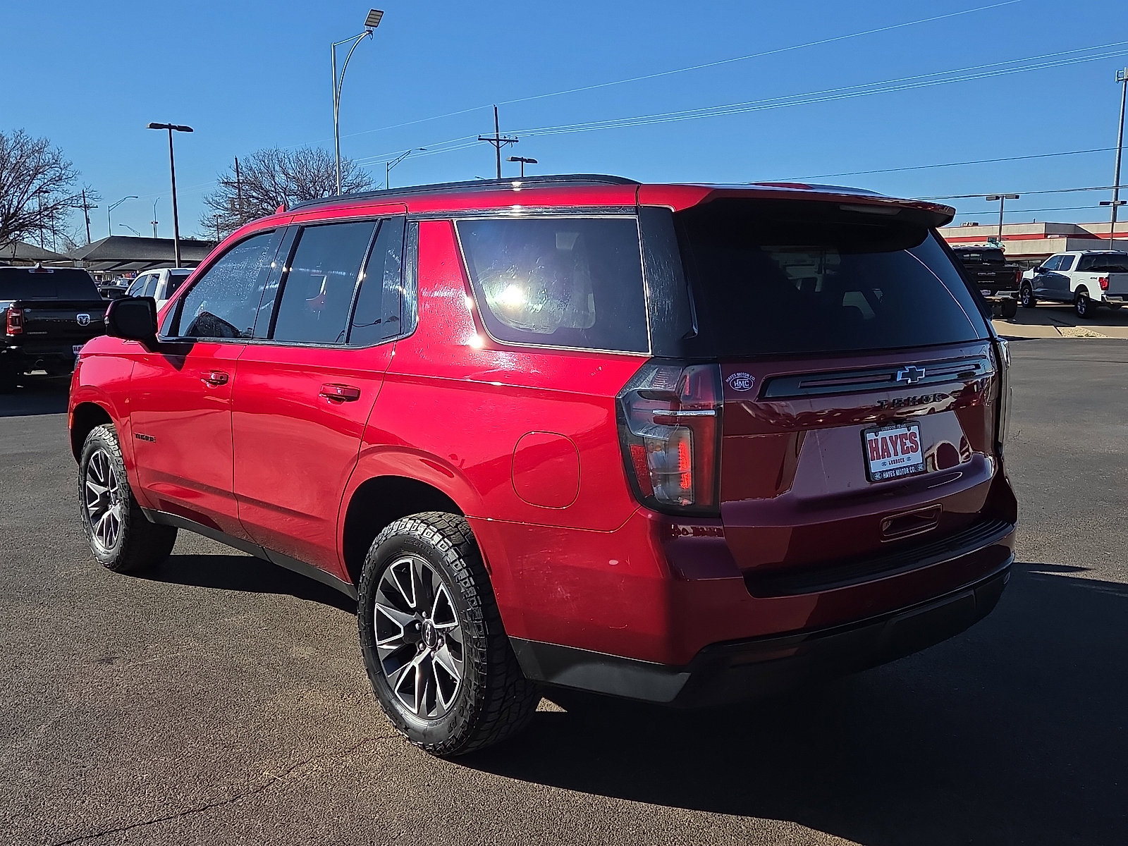 Used 2023 Chevrolet Tahoe Z71 w/ Luxury Package image 3