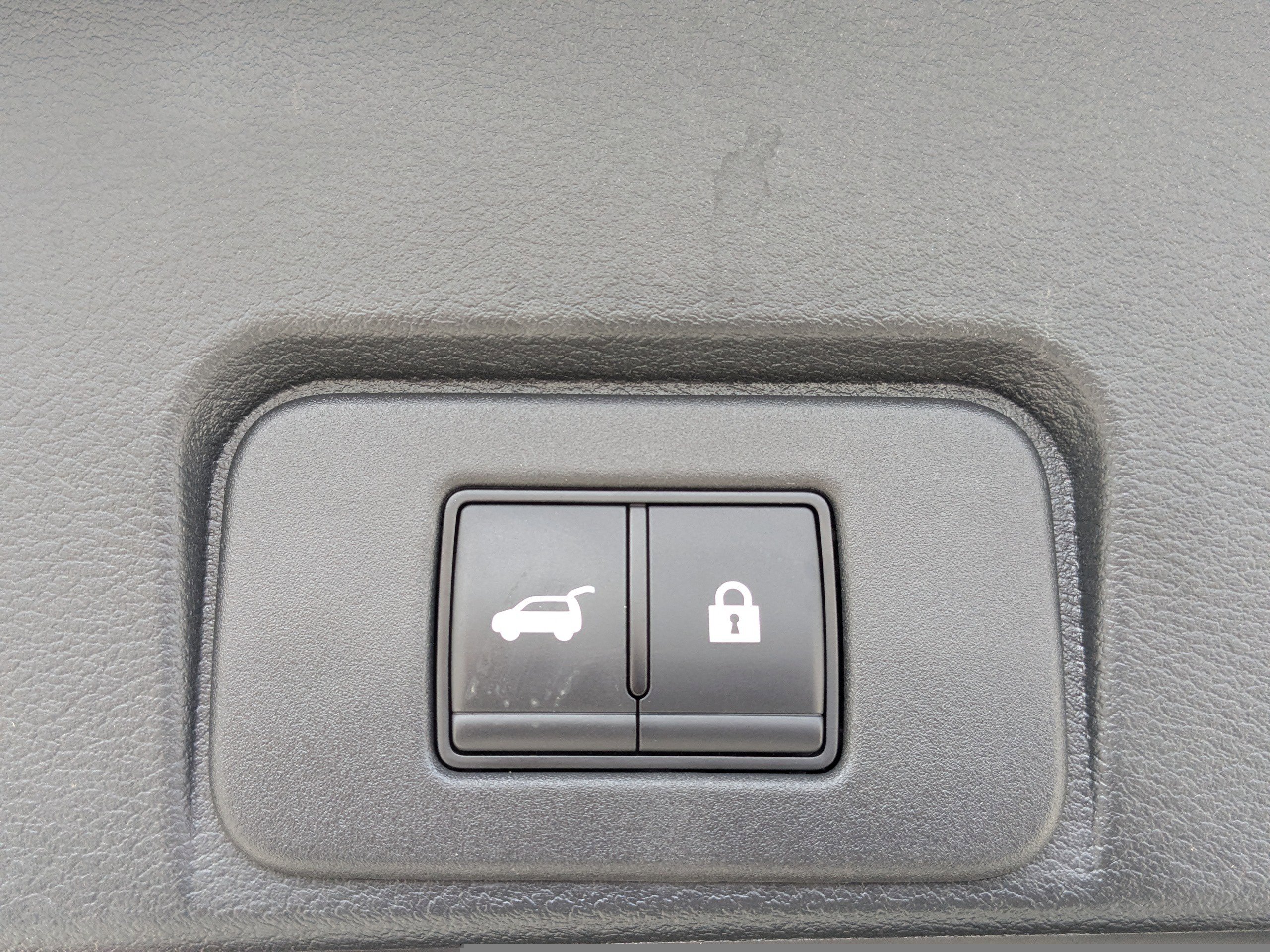 Used 2023 Nissan Rogue Platinum image 14