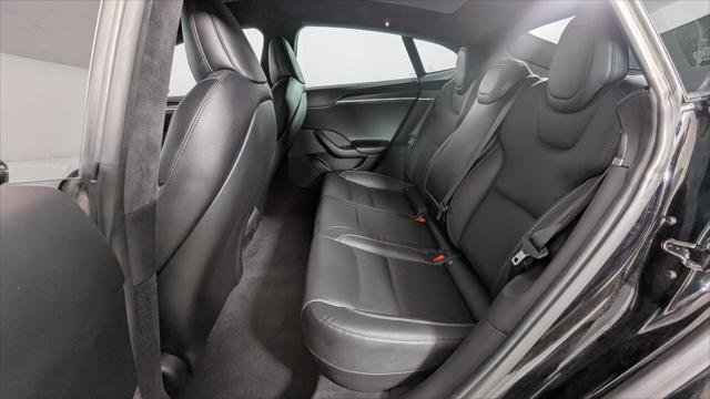 Used 2021 Tesla Model S Plaid image 16