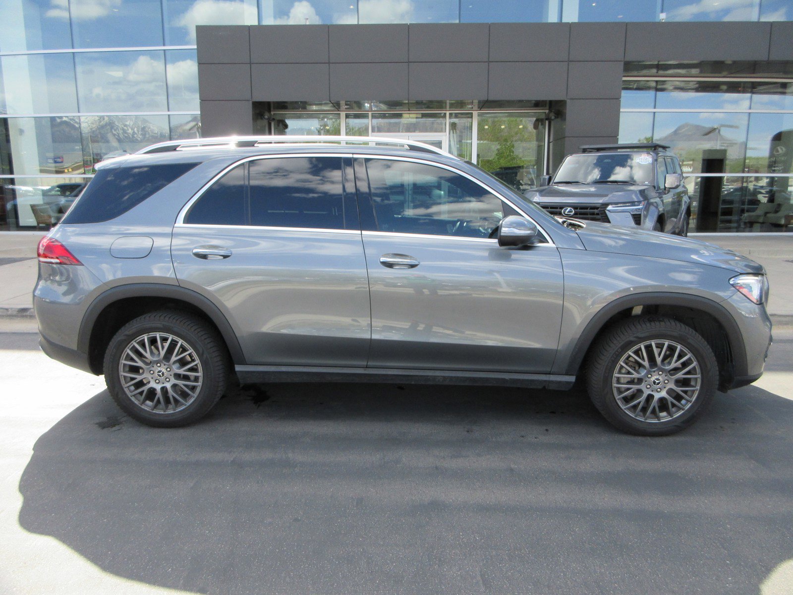 Used 2021 Mercedes-Benz GLE 450 4MATIC image 12