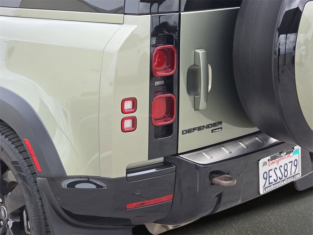 Used 2023 Land Rover Defender 110 X-Dynamic SE image 36