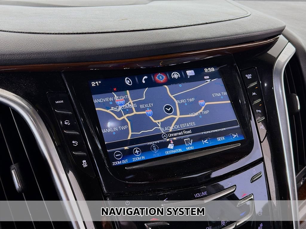 Used 2018 Cadillac Escalade Premium Luxury image 3
