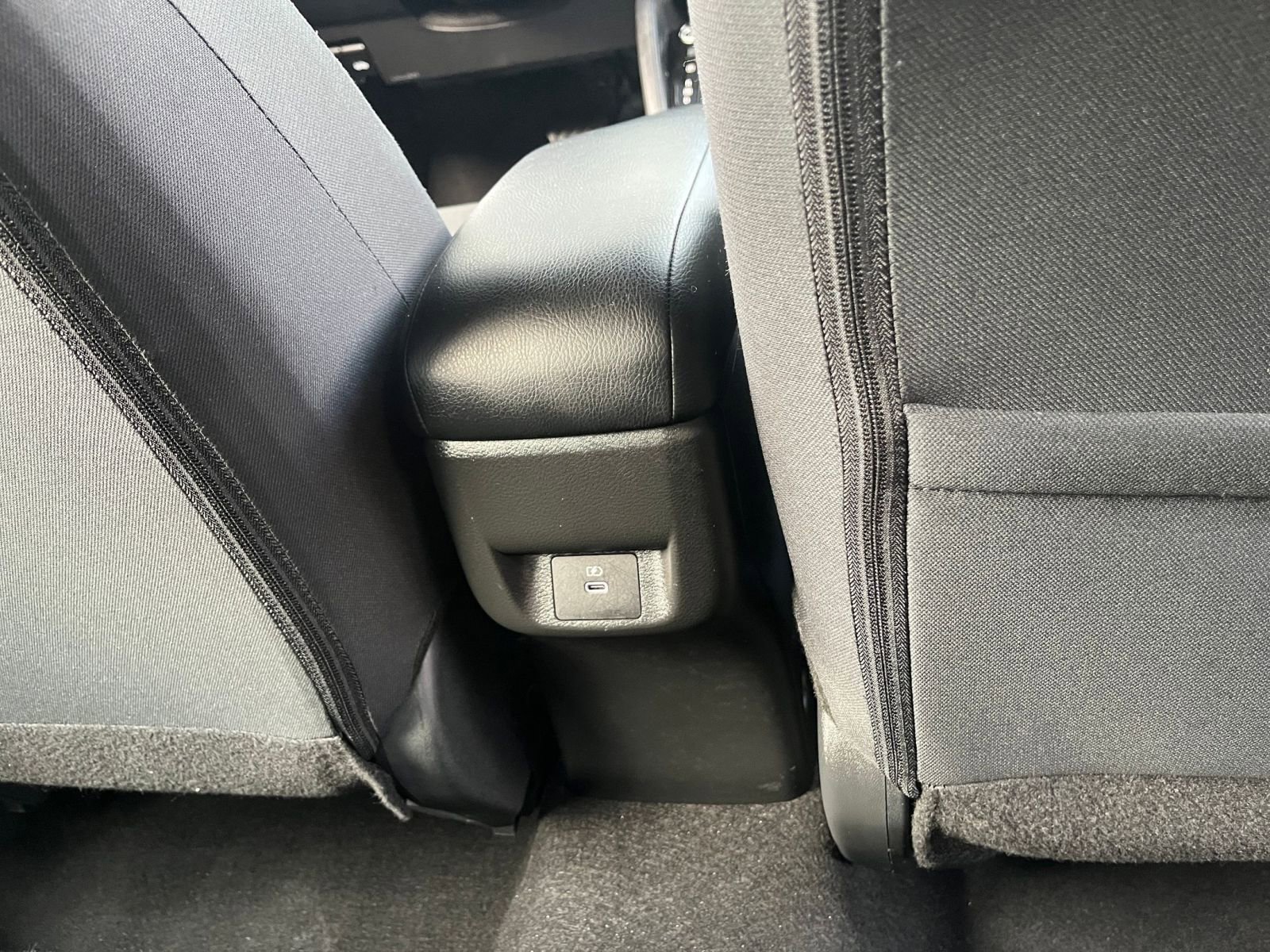 Used 2025 Nissan Versa SV FWD image 23