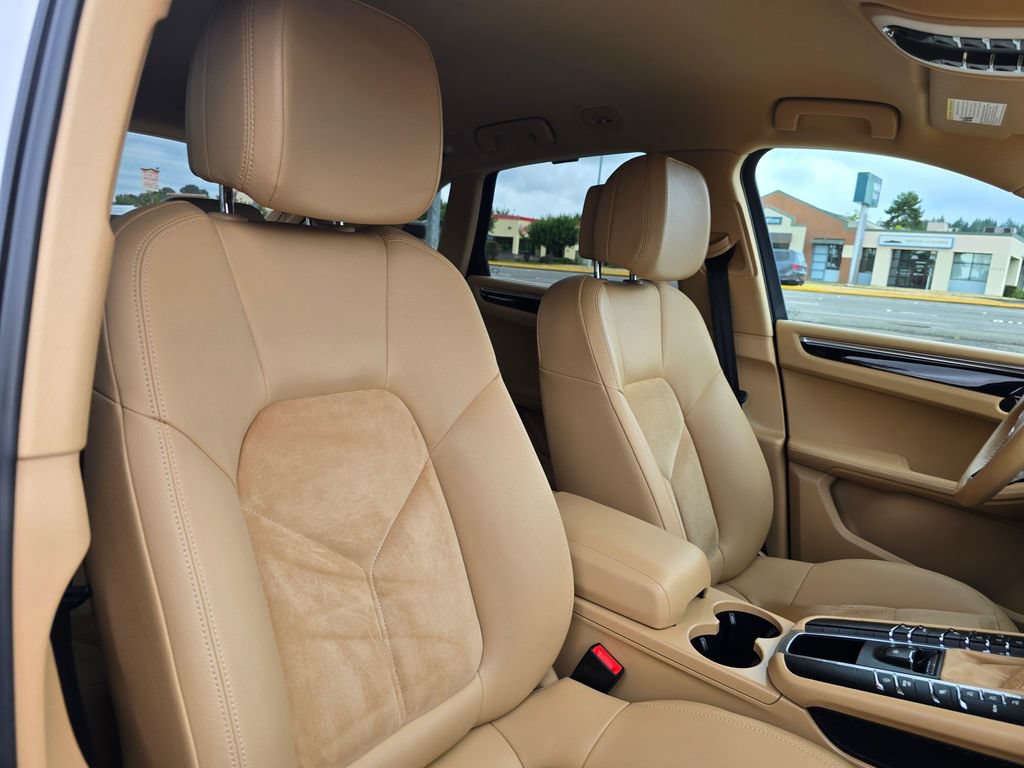 Used 2015 Porsche Macan S AWD/4WD image 11