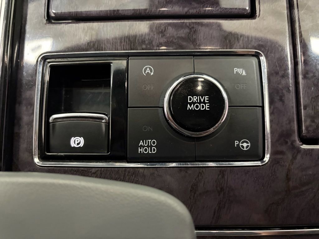 Used 2019 Lincoln Navigator Reserve AWD/4WD image 37