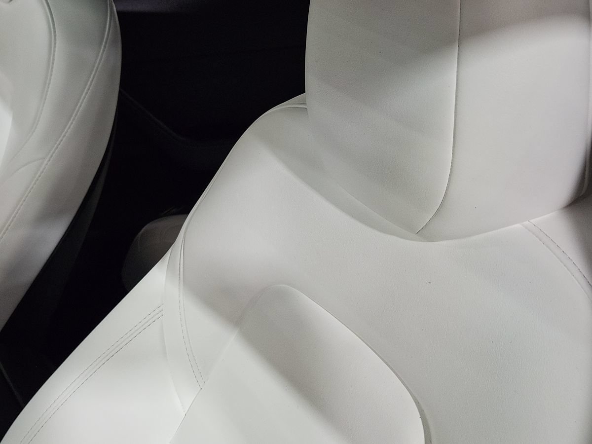 Used 2024 Tesla Model Y Long Range AWD/4WD image 34