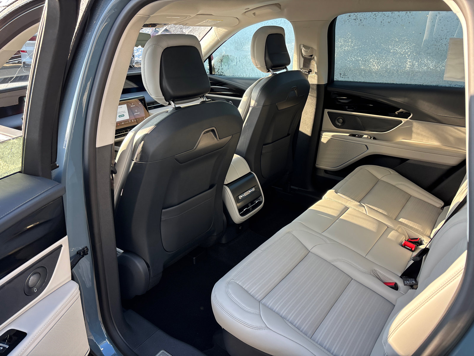 New 2026 Lincoln Nautilus Reserve AWD/4WD image 28