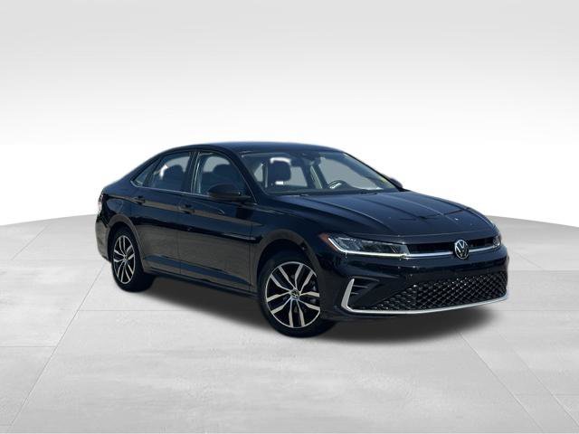 Used 2025 Volkswagen Jetta SE FWD image 1
