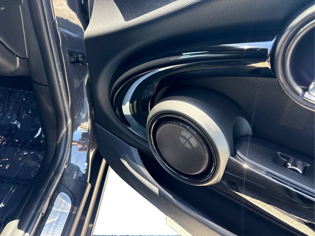 Used 2019 MINI Cooper S w/ Premium Package FWD image 38