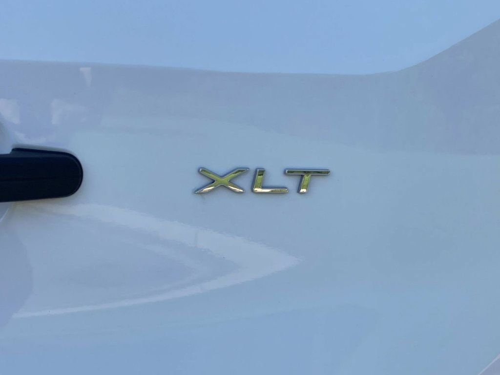 Used 2025 Ford Transit 350 XLT RWD image 6