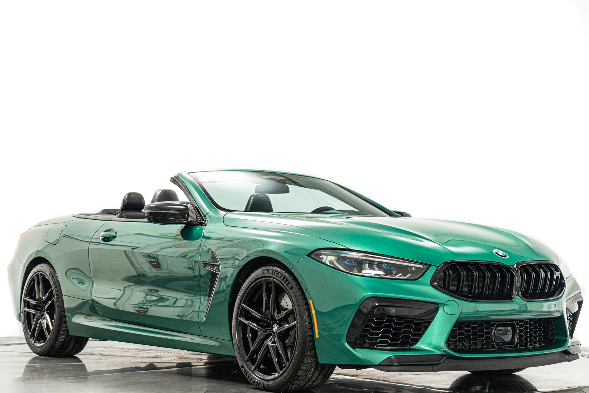 Used 2025 BMW M8 Competition AWD/4WD image 33