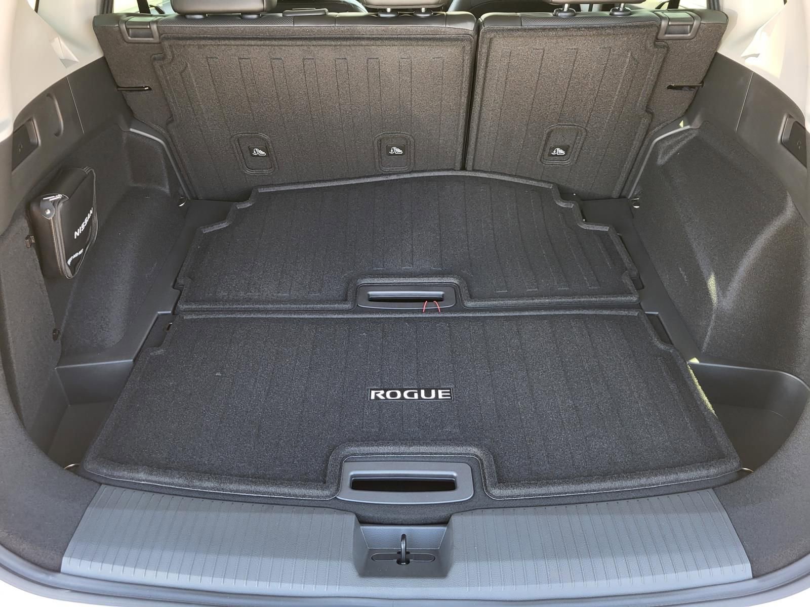 New 2026 Nissan Rogue Platinum image 13