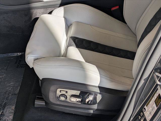 New 2026 BMW X5 M Competition w/ Executive Package AWD/4WD image 4