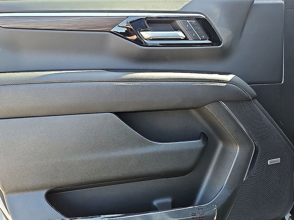 New 2025 Chevrolet Tahoe Premier image 9