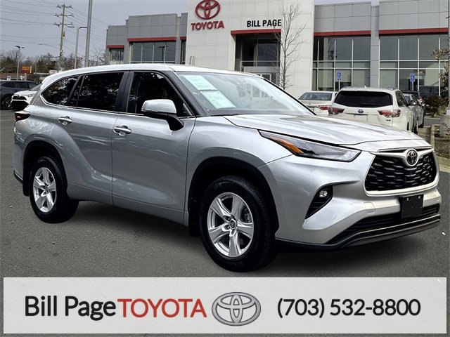 Certified 2024 Toyota Highlander LE image 1