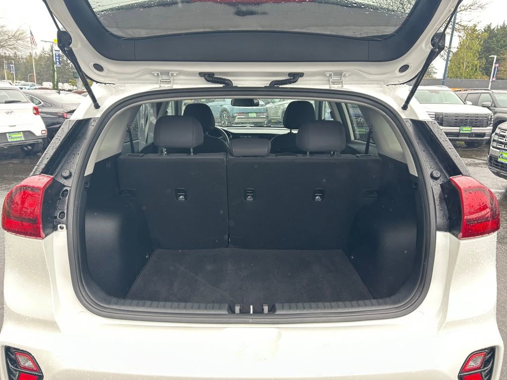 Used 2021 Kia Niro LX image 25