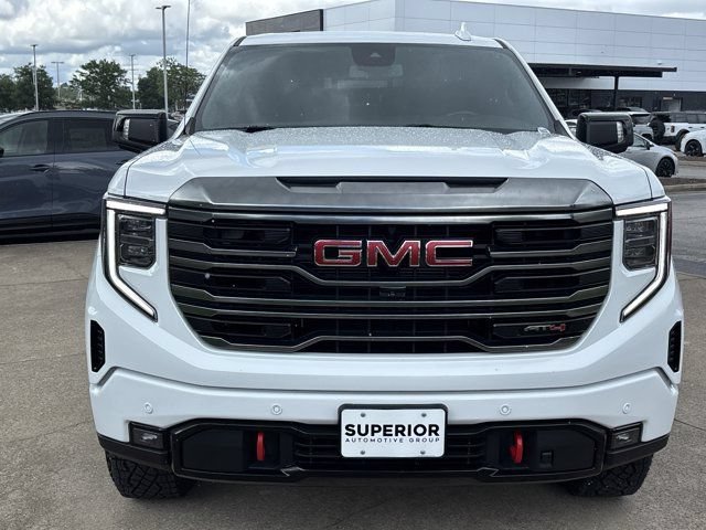 Used 2024 GMC Sierra 1500 AT4 w/ AT4 Premium Package AWD/4WD image 11