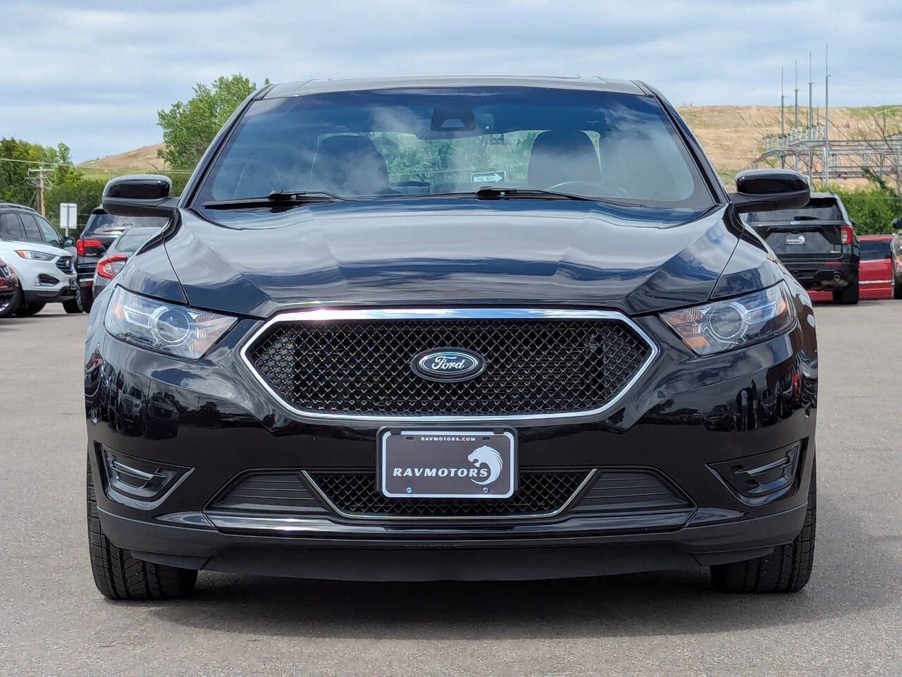 Used 2019 Ford Taurus SHO w/ Driver Assist Package AWD/4WD image 7