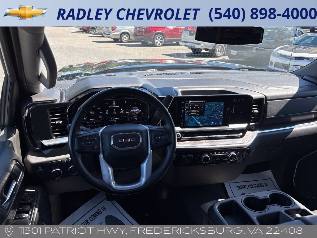 Used 2025 GMC Sierra 1500 SLT AWD/4WD image 12