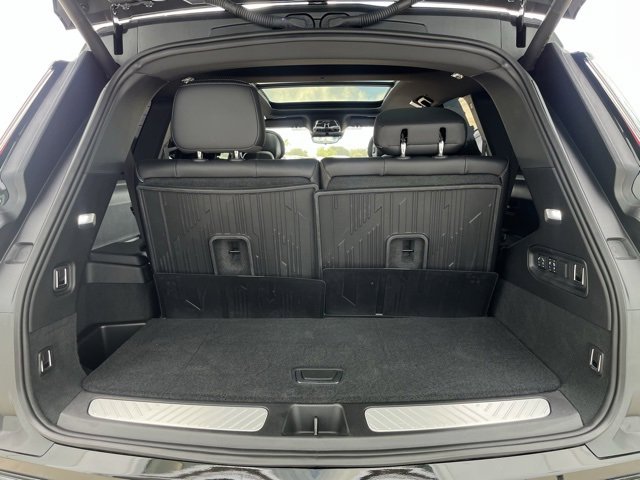 Certified 2026 Cadillac Vistiq Sport w/ LPO, Floor Liner Package image 33