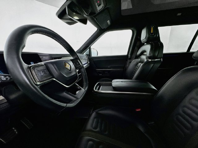 Used 2024 Rivian R1S Adventure Dual AWD/4WD image 17