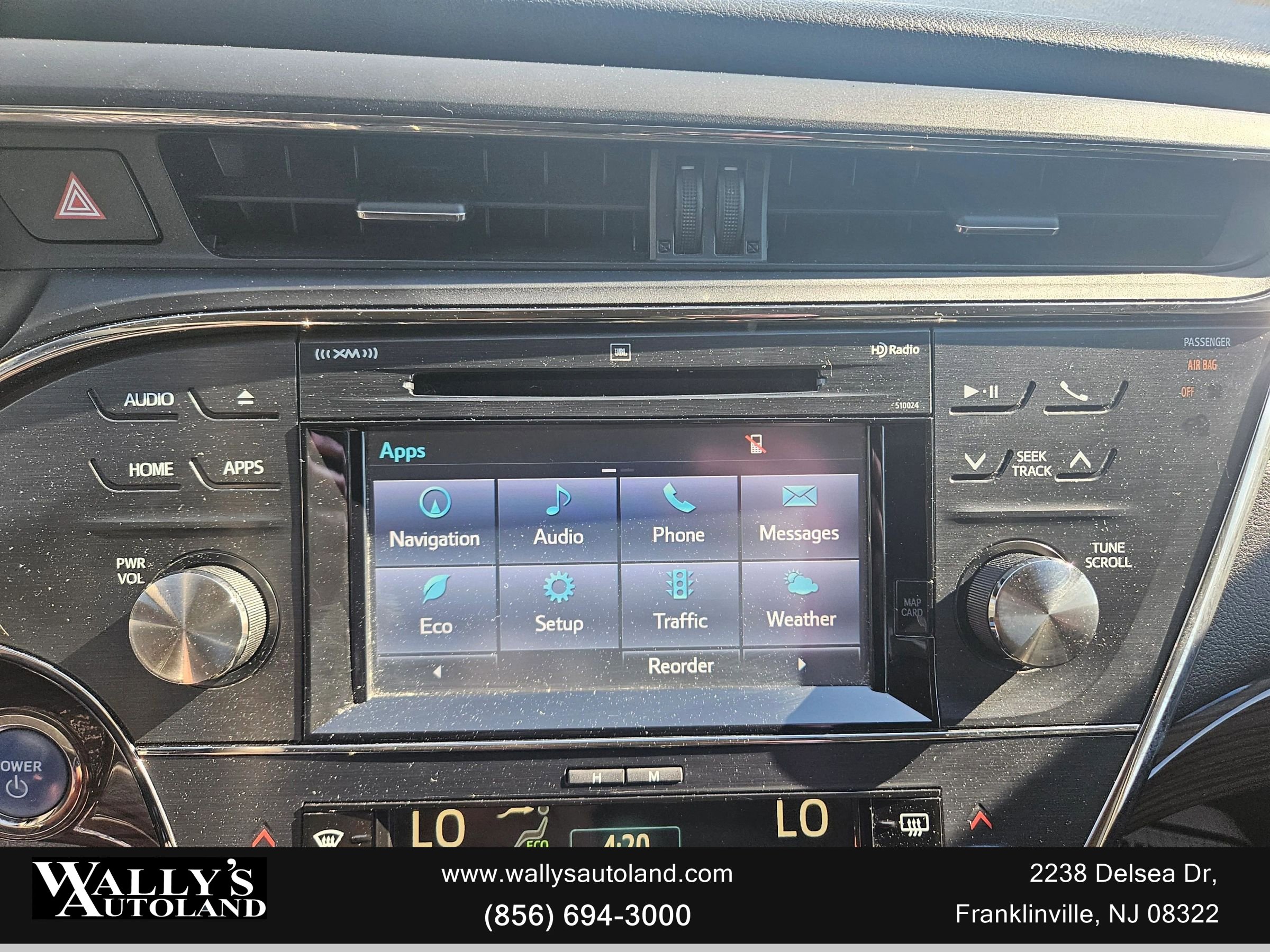 Used 2015 Toyota Avalon Limited FWD image 38