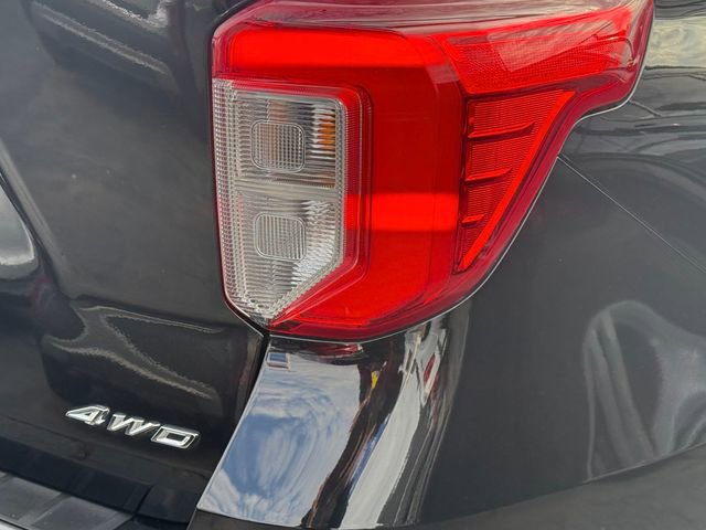 Certified 2023 Ford Explorer XLT w/ Equipment Group 202A AWD/4WD image 31