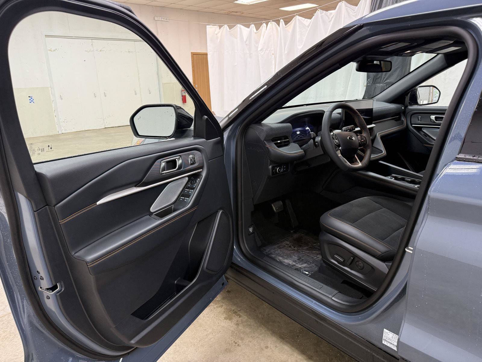 New 2026 Ford Explorer Tremor w/ Tremor Ultimate Package AWD/4WD image 9