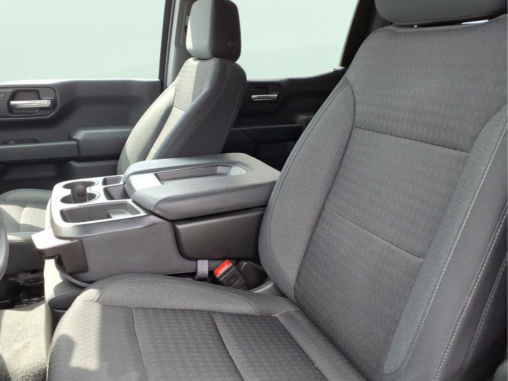 Used 2023 Chevrolet Silverado 1500 Custom image 8