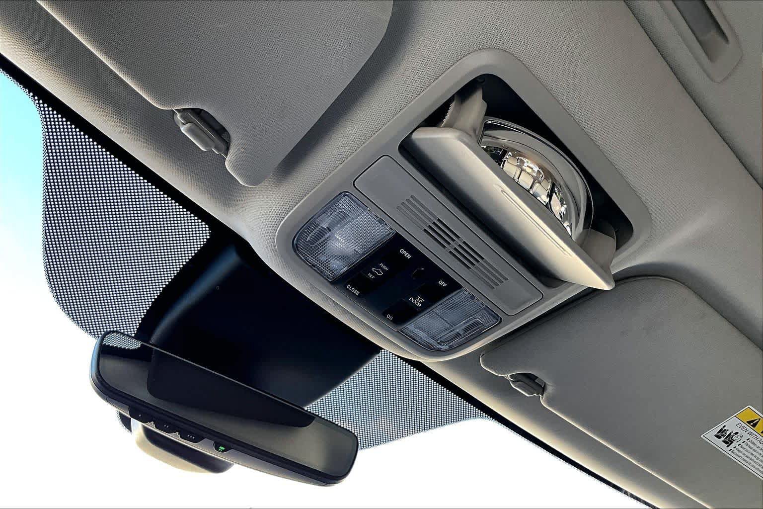 Used 2025 Honda Odyssey EX-L image 34