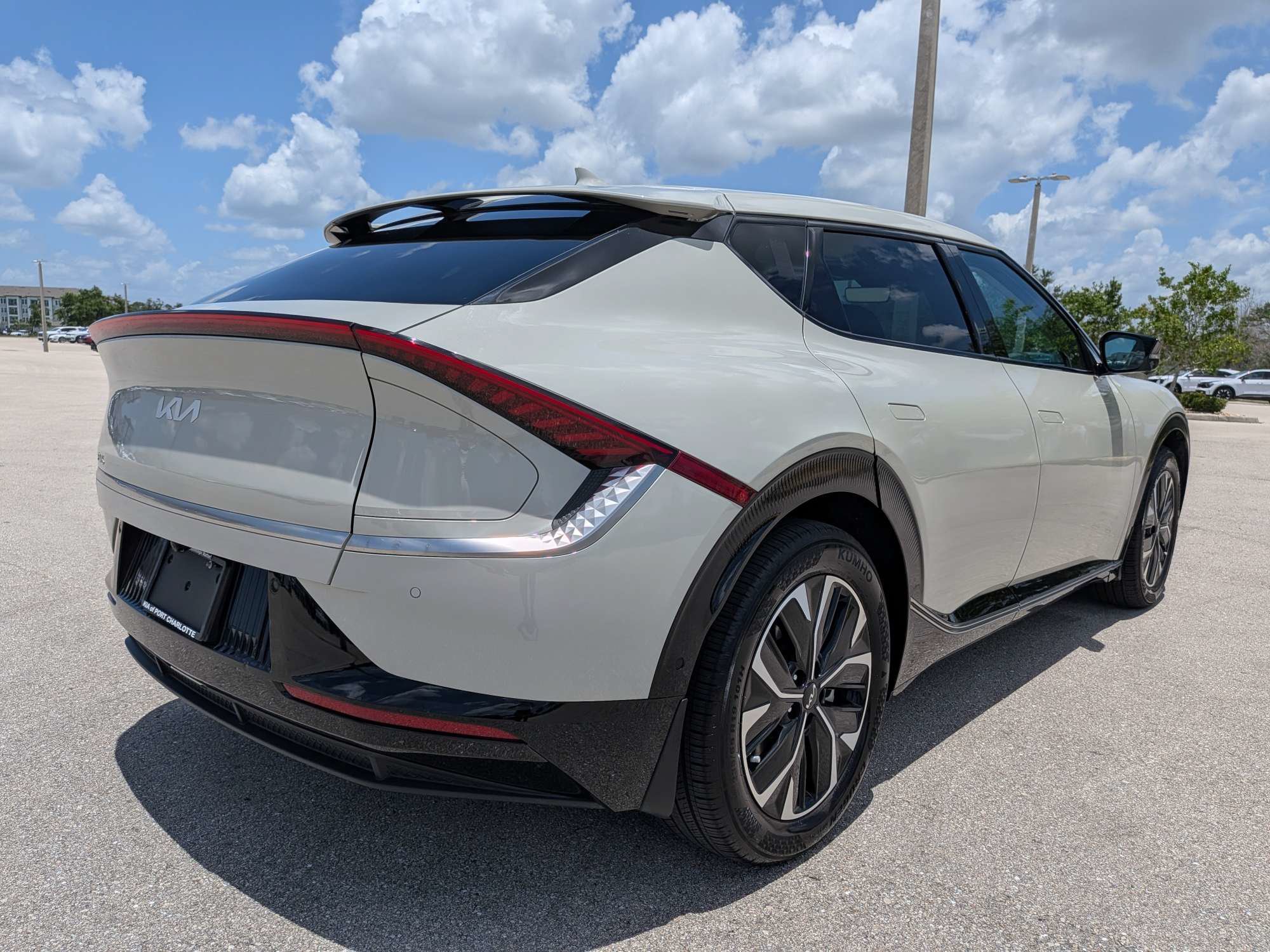 Certified 2024 Kia EV6 Wind w/ Wind Technology Package RWD image 5