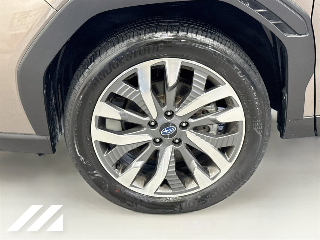 Used 2025 Subaru Forester Touring AWD/4WD image 35