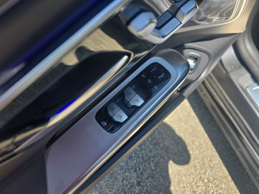 New 2026 Mercedes-Benz CLE 300 4MATIC Cabriolet image 11