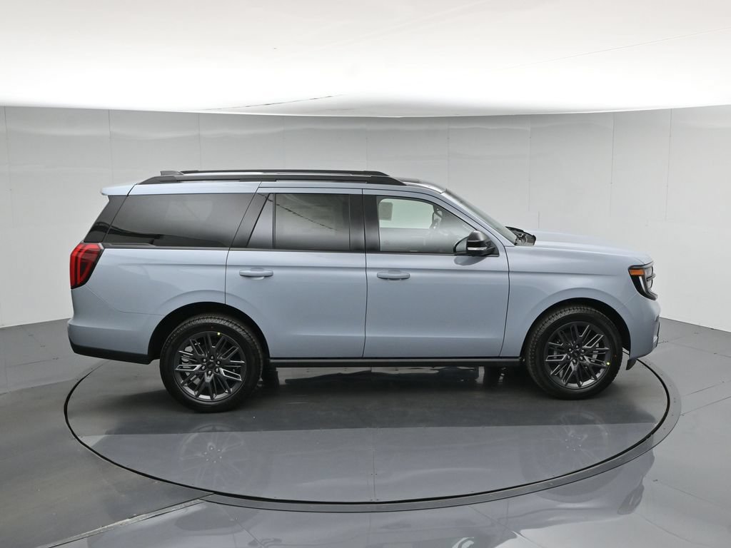 New 2027 Ford Expedition Platinum w/ Stealth Appearance Package AWD/4WD image 47
