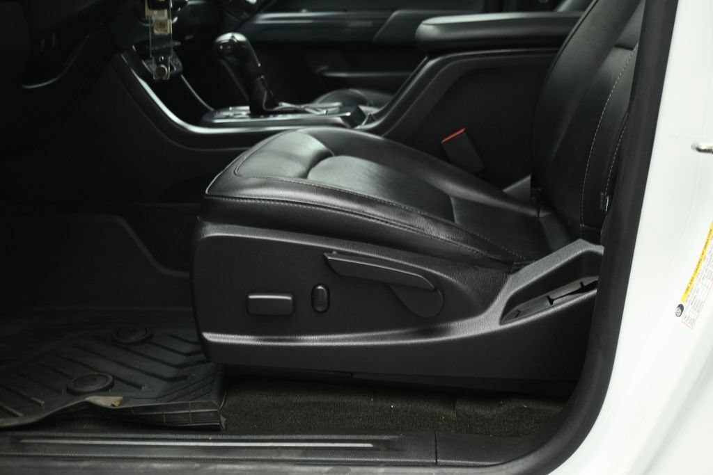Used 2018 Chevrolet Colorado Z71 RWD image 9