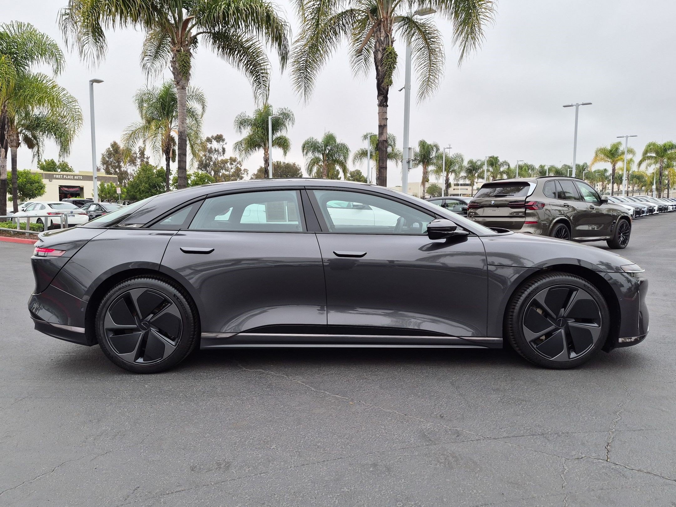 Used 2024 Lucid Air Touring AWD/4WD image 11