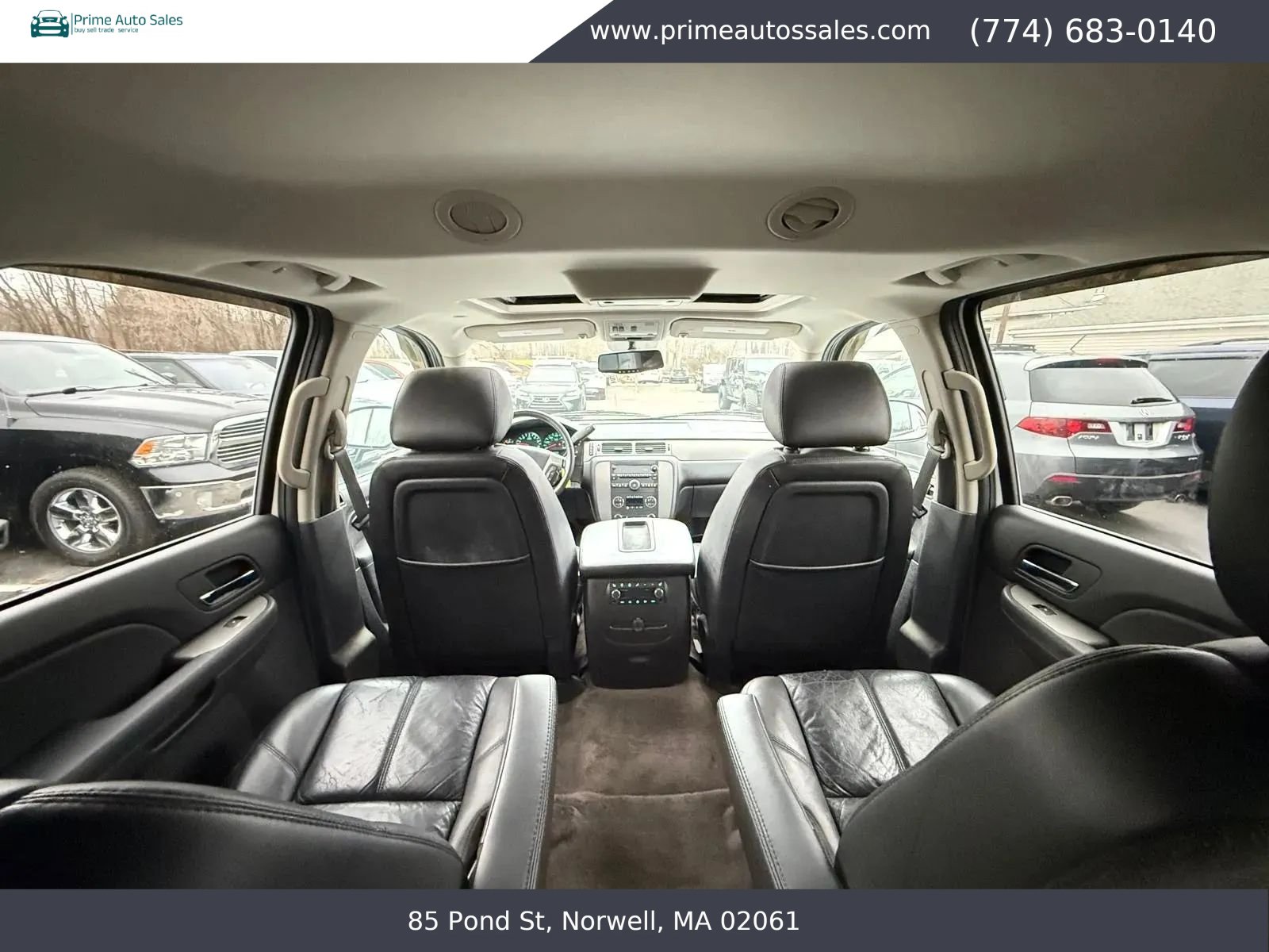 Used 2011 Chevrolet Tahoe LT w/ Luxury Package AWD/4WD image 16
