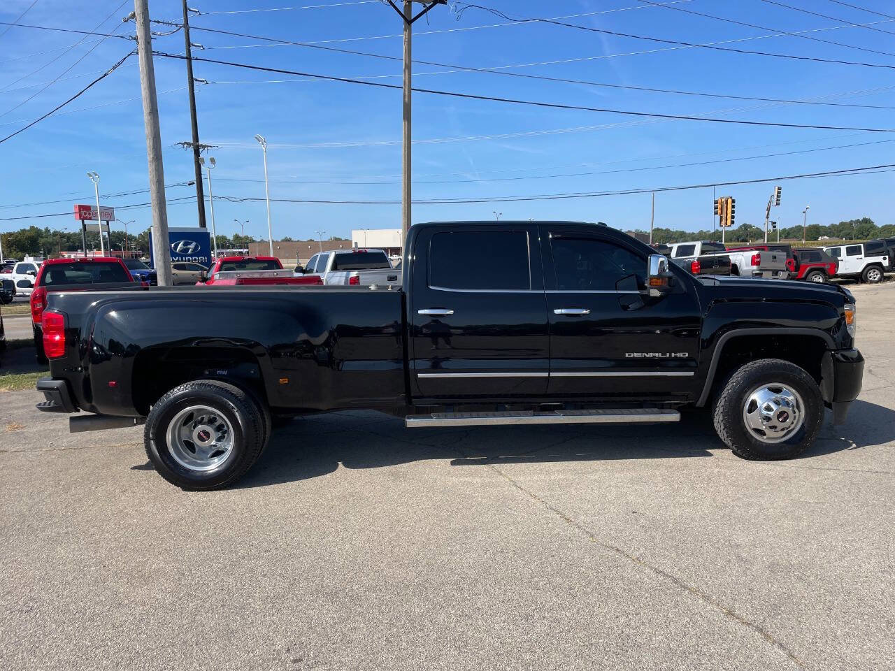 Used 2016 GMC Sierra 3500 Denali w/ Duramax Plus Package image 7