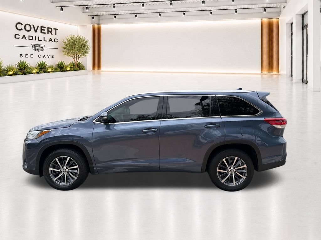 Used 2018 Toyota Highlander XLE FWD image 6