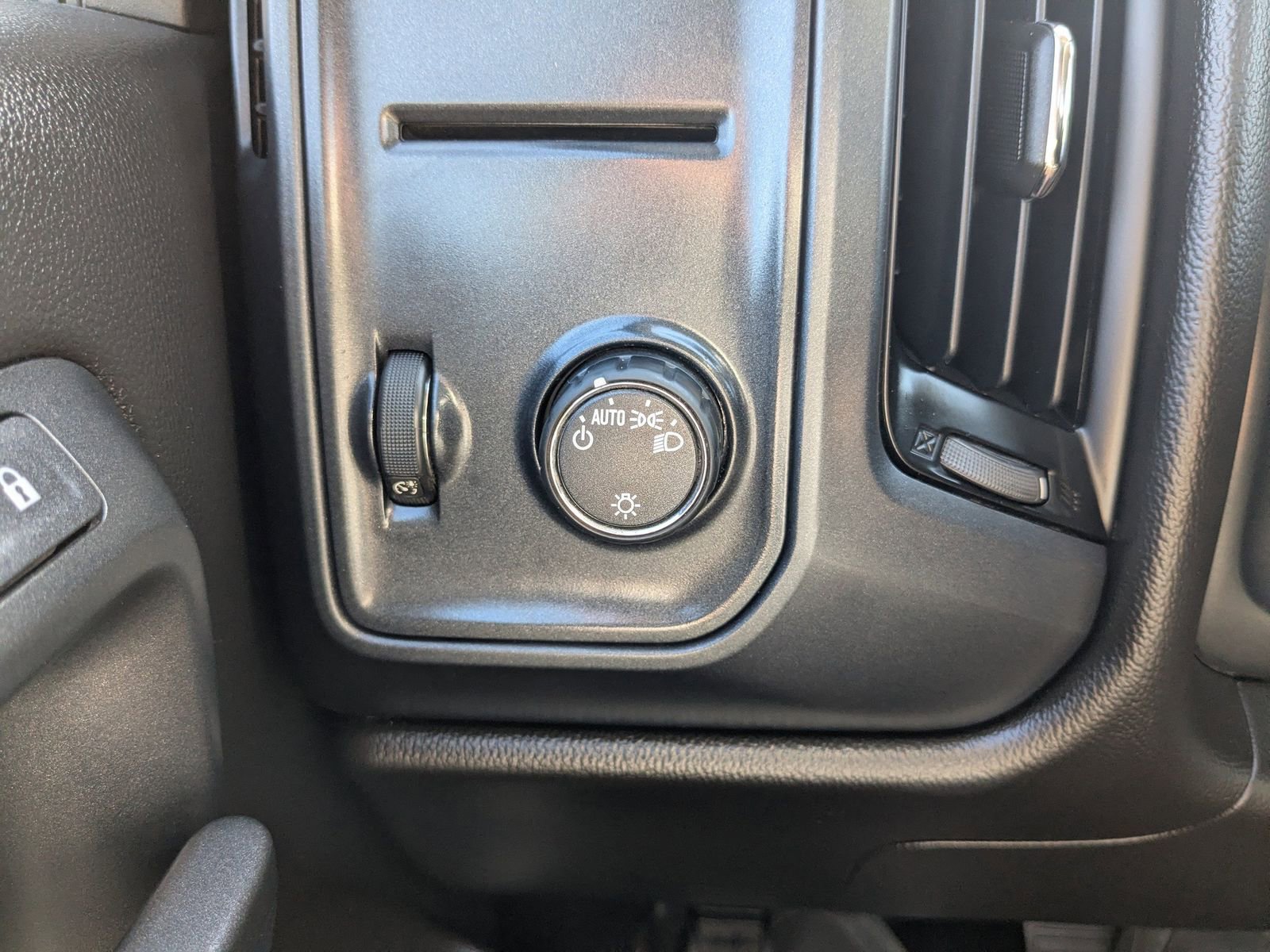 Used 2017 Chevrolet Silverado 1500 W/T w/ Chrome Bumper Package image 19