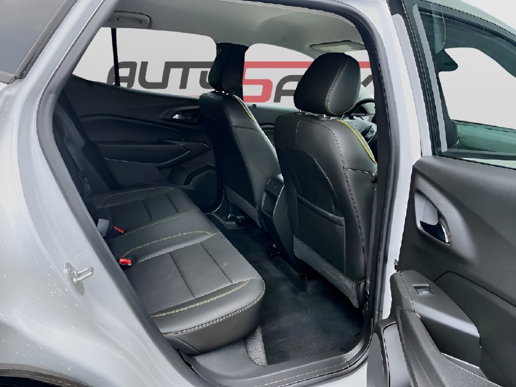 Used 2025 Chevrolet Trax ACTIV w/ Driver Confidence Package FWD image 25