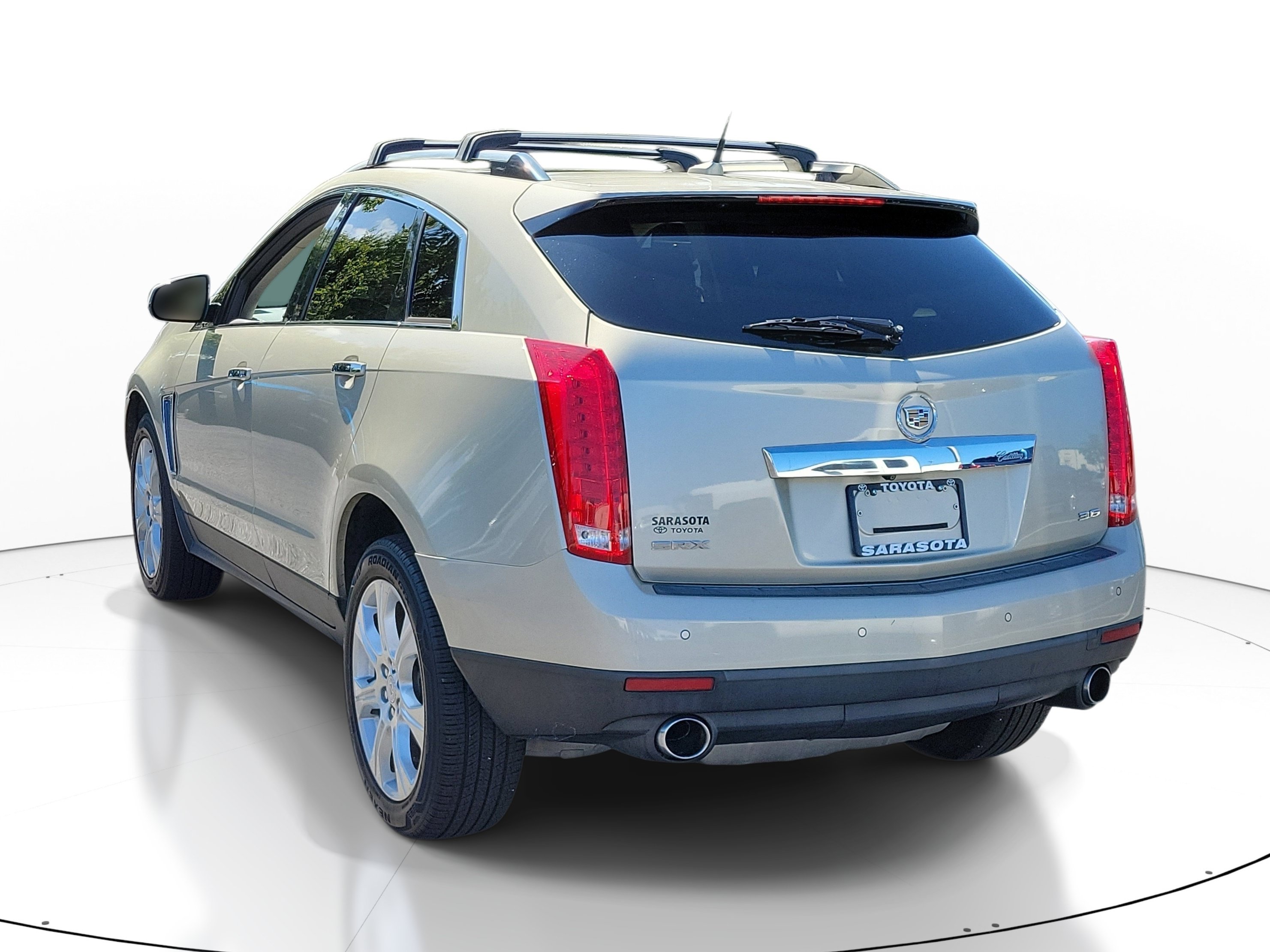 Used 2013 Cadillac SRX Performance w/ Driver Awareness Package FWD image 4